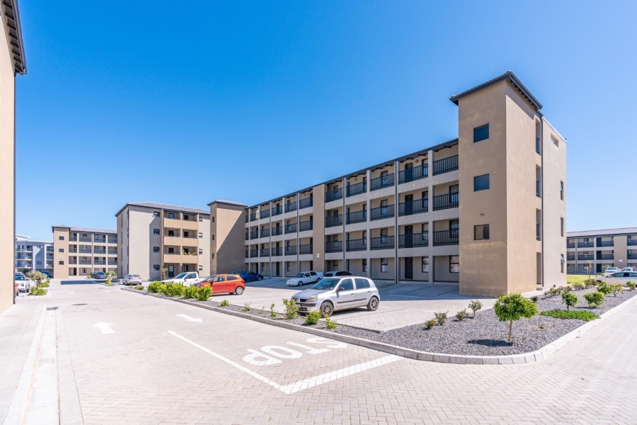 2 Bedroom Property for Sale in Parklands Western Cape